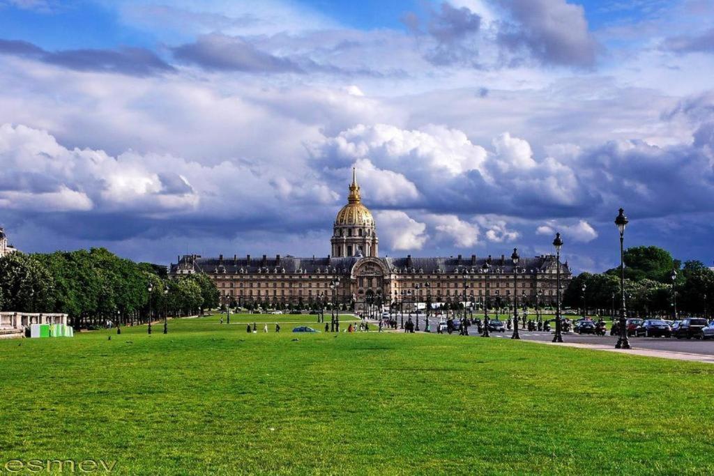 Modernized Studio - Meters From The Invalides Gardens Daire Paris Dış mekan fotoğraf