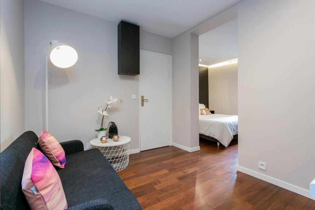Modernized Studio - Meters From The Invalides Gardens Daire Paris Dış mekan fotoğraf
